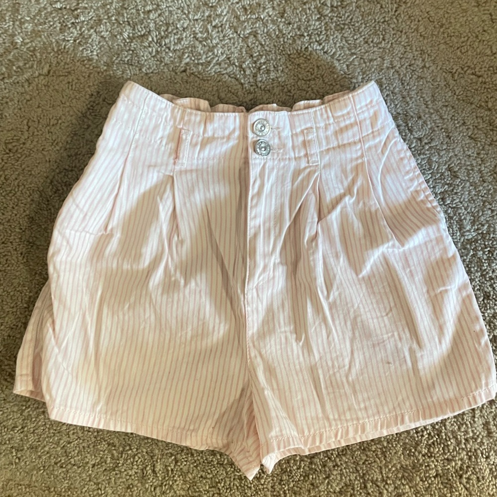 URBAN OUTFITTERS Paper Bag High Rise Shorts
